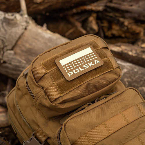 Нашивки - M-Tac - нашивка с флагом и надписью Польша - лазерная резка - пиксели/прямоугольник - койот/флюо - 51007205