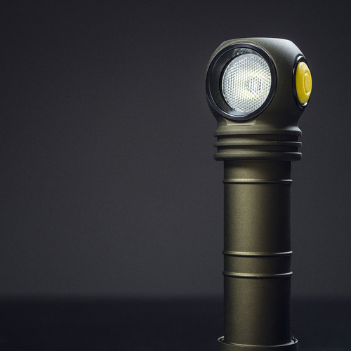 Ліхтарики - Armytek - Налобний ліхтар Wizard C2 Pro - Магнітний зарядний пристрій - 2500 лм - 18650 - оливковий - F08701CO - Ліхтарики на голову