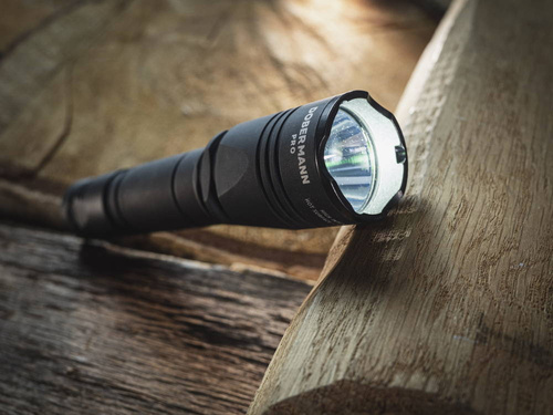 Armytek - Тактичний USB ліхтар Dobermann Pro Magnet - білий - 1500 люмен - F07501C. - Ліхтарики ручні - Ліхтарики