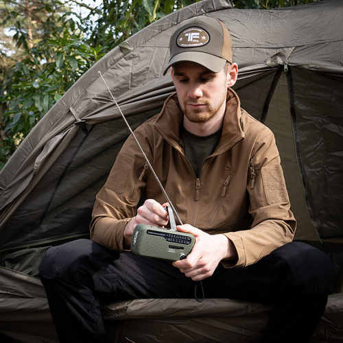 Спорядження - Fosco Industries - Радіостанція для виживання з сонячною батареєю і кривошипом - SW1/SW2/FM/AM - Зелений - 464601 - Рації