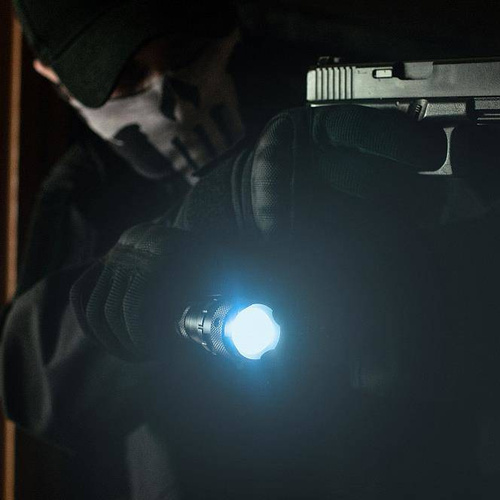 M-Tac - Фонарик LED P4 - 250lm - Czarna - MTC-P4 - Фонарики ручные - Фонарики