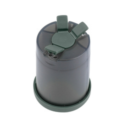 Wildo - контейнер-шейкер для трех специй - Олива