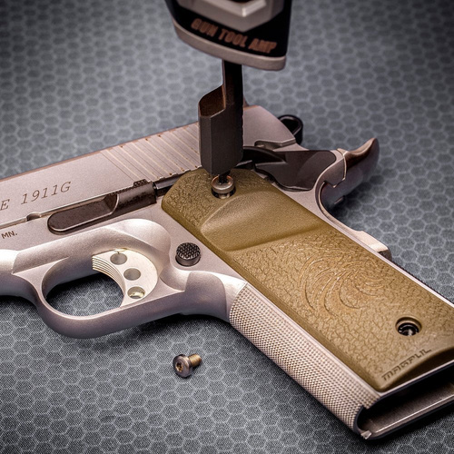 Real Avid - 1911 Gun Tool AMP™ багатофункціональний платформний інструмент для чищення знаряддя - AVGTAMP-1911