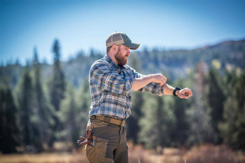 Helikon - Штани для вулиці Hybrid Outback Pants® - DuraCanvas® - Taiga Green / Чорний - SP-HOP-DC-0901A - Штани тактичні