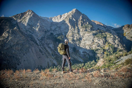 Зимові куртки - Helikon - Легка куртка Wolfhound - Climashield® Apex™ - Чорний - KU-WLF-NL-01