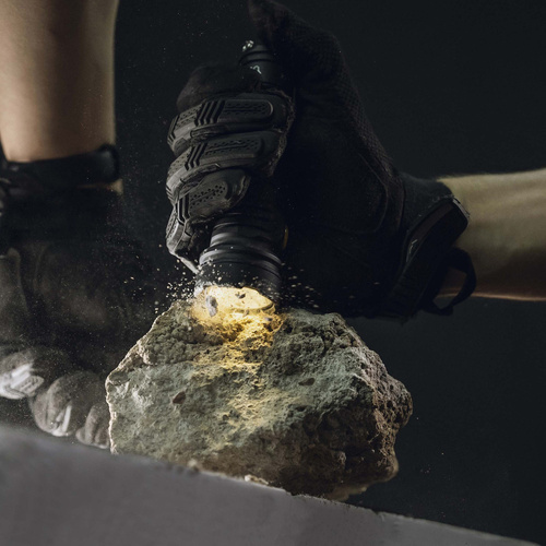 Armytek - Тактичний ліхтар Prime C2 Pro Max - Магнітний зарядний пристрій - 4000 лм - 21700 - Чорний - F08601C - Тактичні ліхтарики