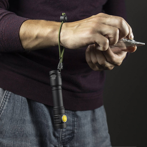 Ліхтарики - Armytek - Світлодіодний ліхтар Partner C2 - Біле світло - 1100 лм - 18650 - чорний - F07802C - Тактичні ліхтарики