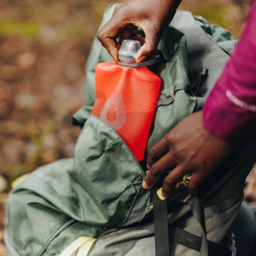 Бутылки для воды, гидраторы, котелки -