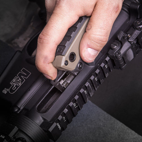 Real Avid - Мультитул для обслуговування зброї Gun Tool Pro - AR-15 - AVGTPROAR - Багатофункціональні ножі